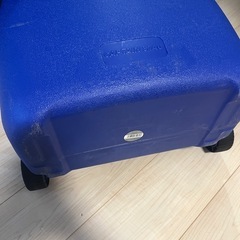 クーラーボックス　キャプテンスタッグの画像