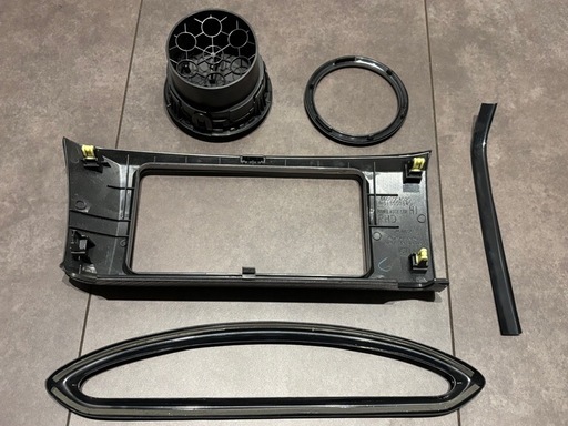 [修正]86/BRZ ZC6
 カーボンパネルなどまとめ売り！　
