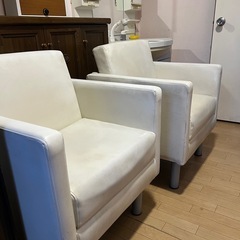ソファー1人用 2個セット 1個の場合も可。その場合は半額の画像