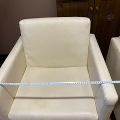ソファー1人用 2個セット 1個の場合も可。その場合は半額の画像