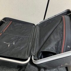 Lサイズ　アルミスーツケース　TSAロック搭載　の画像