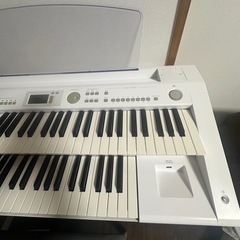 YAMAHAエレクトーンSTAGEA ELB-02椅子付きの画像