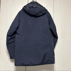 UNIQLO ハイブリッドダウンパーカーの画像