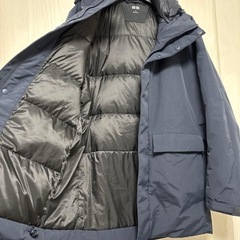 UNIQLO ハイブリッドダウンパーカーの画像