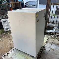 会社で使っていた
シュレッダーの画像