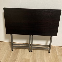 折りたたみデスクの画像