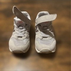 New Balance 373の画像