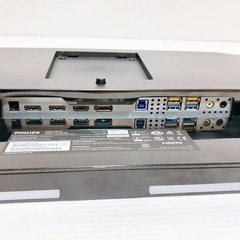 約32インチ　4kモニター  Philips Momentum 326M6 4K UHD モニター ディスプレイ ゲーミングモニターの画像