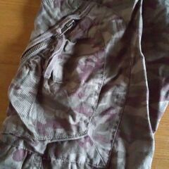 shuca 迷彩パンツ Sサイズの画像