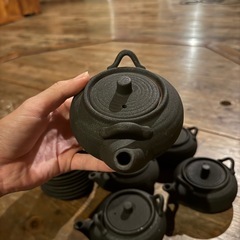 急須セット　(急須7個、皿12枚)
の画像