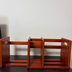 木製 ウッド　スライド式　ブックスタンドの画像