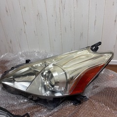 プリウスα 前期ヘッドライト USふう風の画像