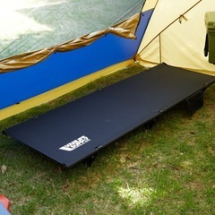 キャンプベッド
の画像