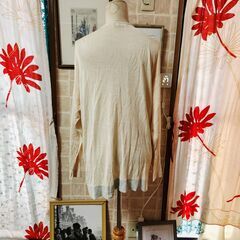 PIETRO PIANFORINI(ピエトロピアンフォリーニ) シルク100％。心ときめく極上質感のカーディガン、いかがでしょうか？の画像