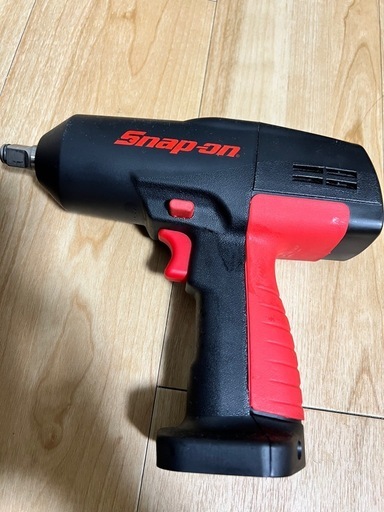 インパクトドライバー