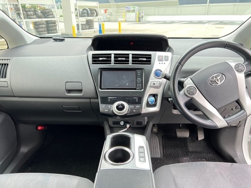 トヨタ プリウスα Ｇツーリングセレクション・スカイライトPKG７人乗