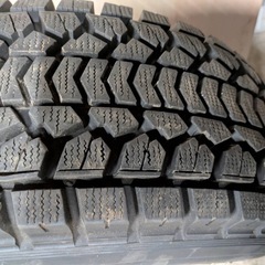 ランクル 冬タイヤ 295/75r/16の画像