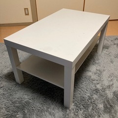 IKEA テーブル　LACKの画像