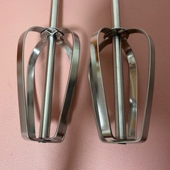 【新品未使用】ソフトリー　電動式ハンドミキサー（ケース付）の画像