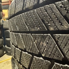 ブリジストン ブリザック VRX3 185/60R15 2022年製造 スタッドレスの画像