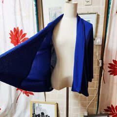 grove(グローブ) 鮮やかな深いブルー、柔らかなシルエット。美しい薄手カーディガン、いかがでしょうか？の画像