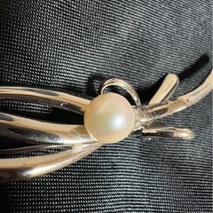 真珠のブローチ silverの画像