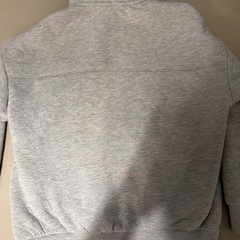 GU フリースジャンパー　140の画像