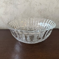 【食器】綺麗なガラスボウルの画像