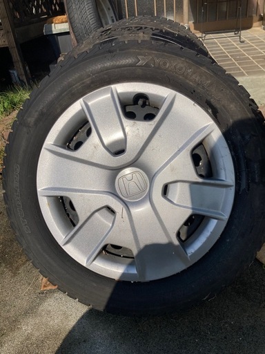 ヨコハマタイヤ　　スタッドレス　バリ山4本セット