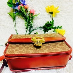 本革✨COACH✨コーチ✨ショルダーバッグ✨ストゥディオ✨シグネチャー✨レザー✨の画像