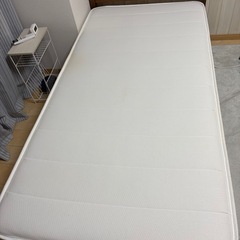 シングルベッドフレーム　まっとれすマットレスの画像