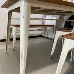 ダイニングテーブルと椅子セット　11月23日午前中に自宅まで取りに来て頂ける方　東京都北区の画像