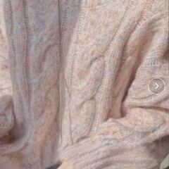 かわいいピンクニット(ほぼ新品)の画像