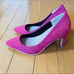 ピンクスエードハイヒール　22センチの画像
