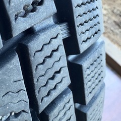 225/65/17冬グットイヤーの画像
