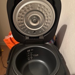 炊飯器の画像
