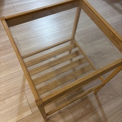 サイドテーブルの画像