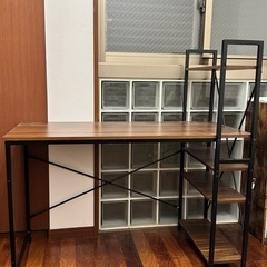 学習机　化粧台　デスク　椅子の画像