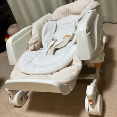 ハイローチェアテーブル付きの画像