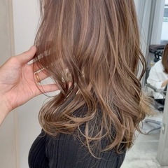 11／10日　11時〜　ダブルカラーモデル募集中‼️