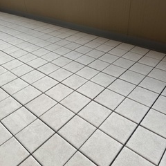 【受渡し予定者決定】LIXIL ベランダタイル　白の画像