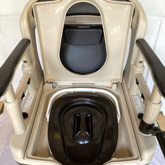 未使用品　安寿 ポータブルトイレ ジャスピタの画像