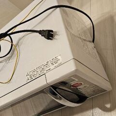 シャープ製のオーブンレンジ「RE-190KS-W」の画像