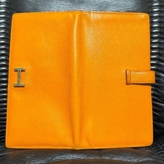 HERMESエルメス ベアン オレンジ シルバー金具の画像