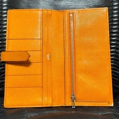 HERMESエルメス ベアン オレンジ シルバー金具の画像