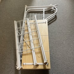 【美品】伸縮洗濯機ラックの画像