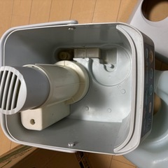 加熱式加湿器　東芝　KA-720D【取りに来れる方】の画像