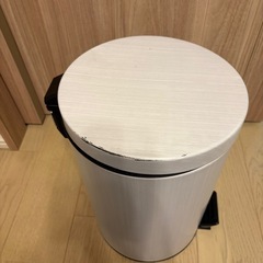ごみばゴミ箱の画像