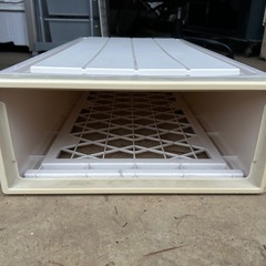 衣装ケース（中身なし）の画像