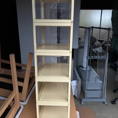 美品✨分割タイプの5段式ショーケースの画像